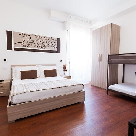 Hotel Al Nuovo Porto Bellaria-Igea Marina Exteriör bild
