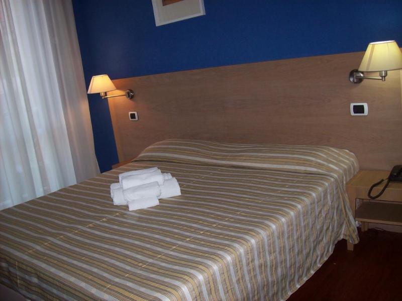 Hotel Al Nuovo Porto Bellaria-Igea Marina Exteriör bild