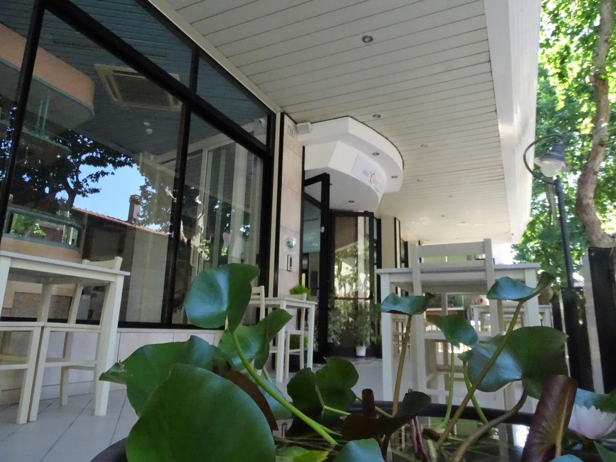 Hotel Al Nuovo Porto Bellaria-Igea Marina Exteriör bild